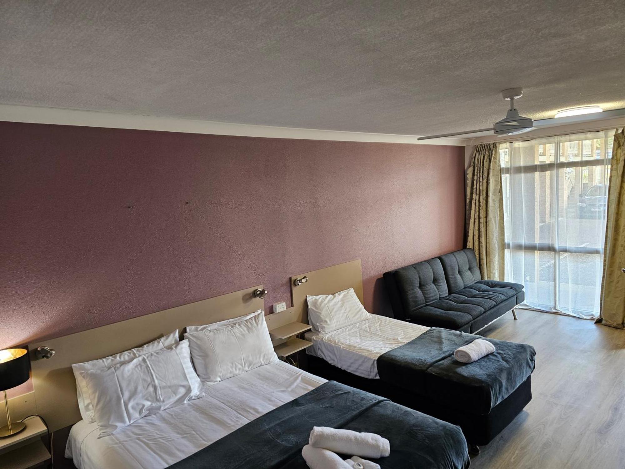 Cumberland Motor Inn Сесснок Екстер'єр фото