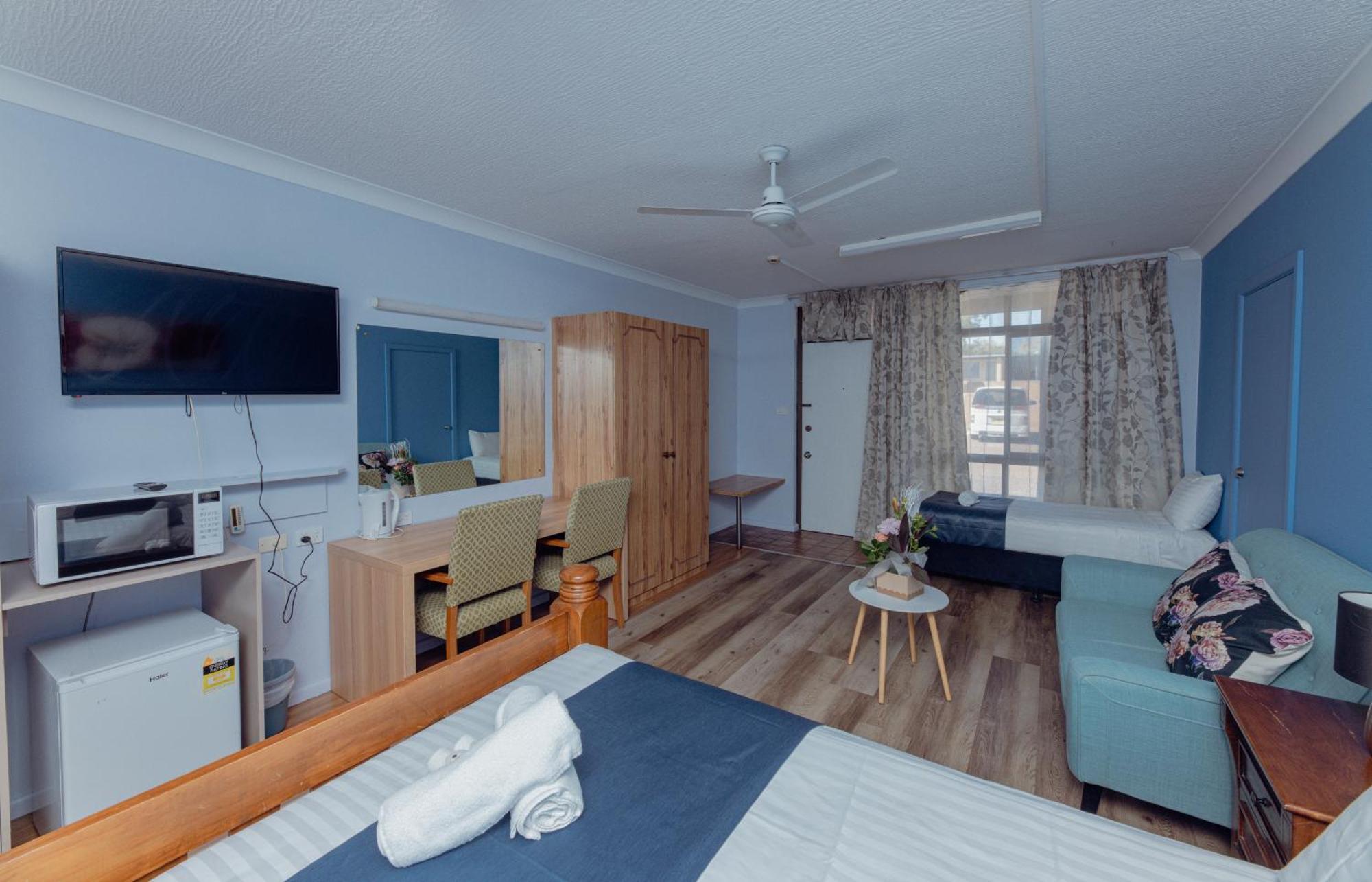 Cumberland Motor Inn Сесснок Екстер'єр фото