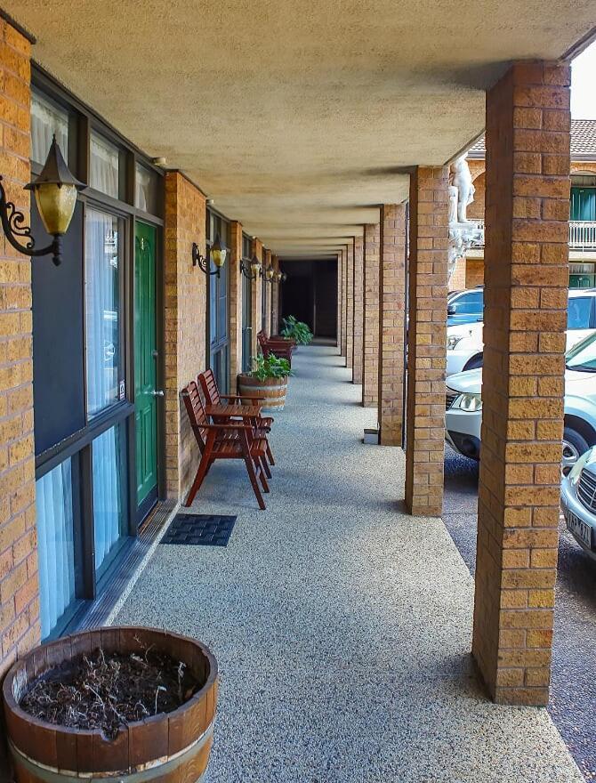 Cumberland Motor Inn Сесснок Екстер'єр фото